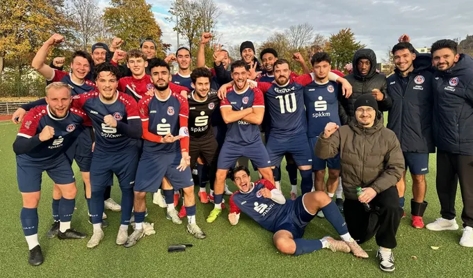 KSC feiert klaren 5:1-Derbysieg in Plettenberg