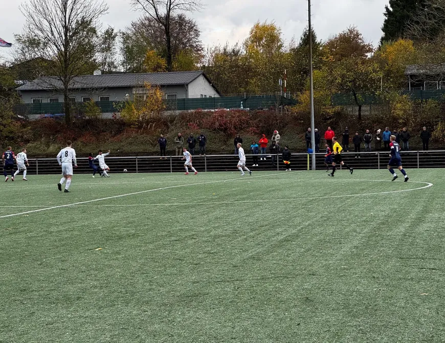 KSC zeigt Moral trotz 1:4-Niederlage gegen Hünsborn