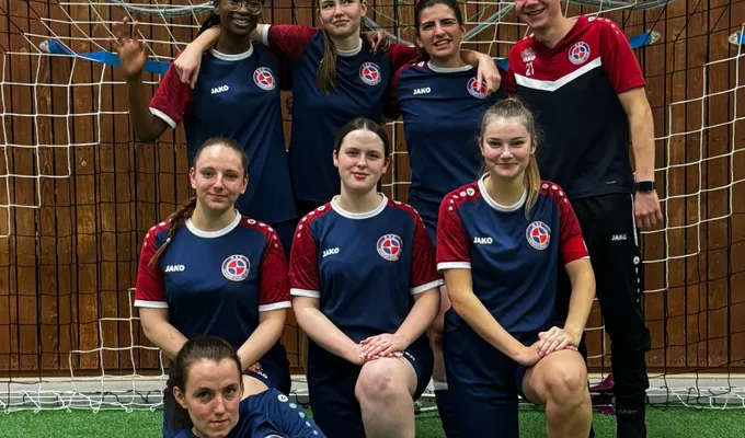 KSC-Frauen überzeugen beim Hallenturnier mit Platz vier