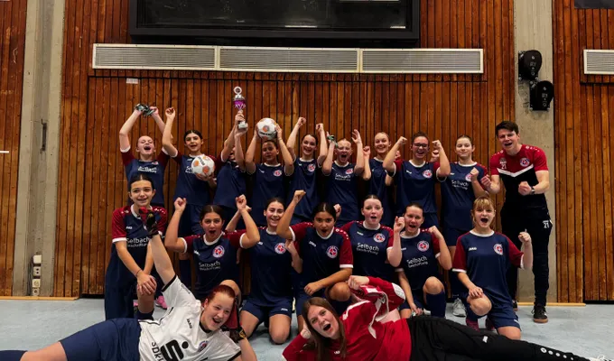 C-Juniorinnen werden Hallenkreisvizemeister