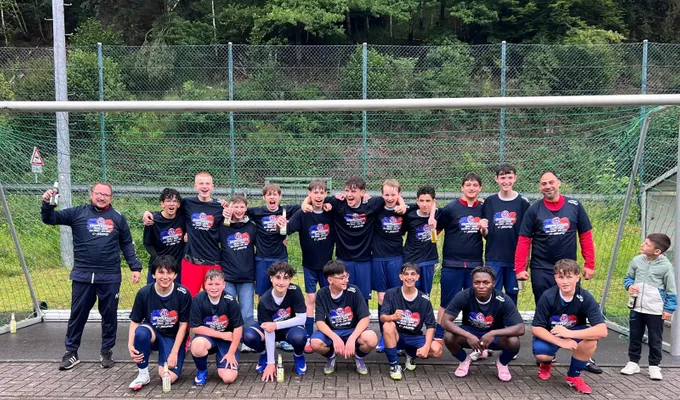 KSC C-Jugend krönt Saison mit Meisterschaft
