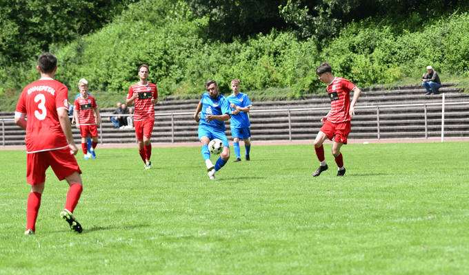 KSC startet zuhause mit einem Lokalderby